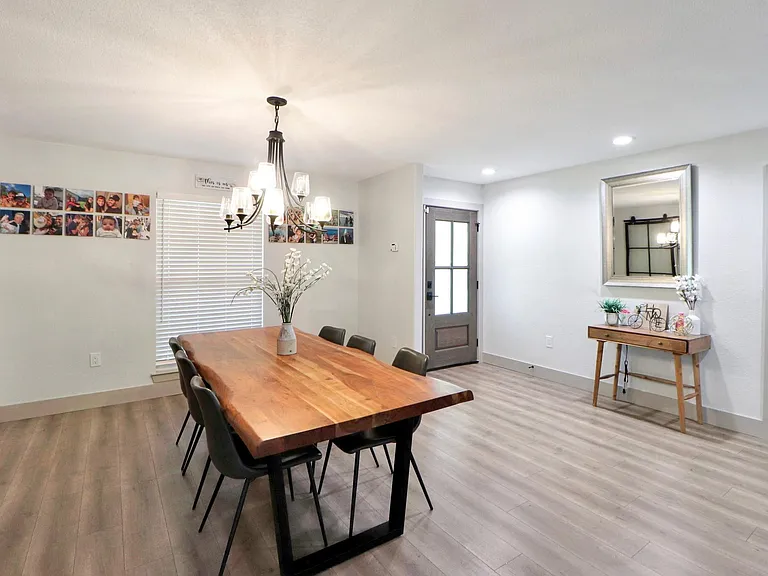 6039 McKnight St — Photo 8
