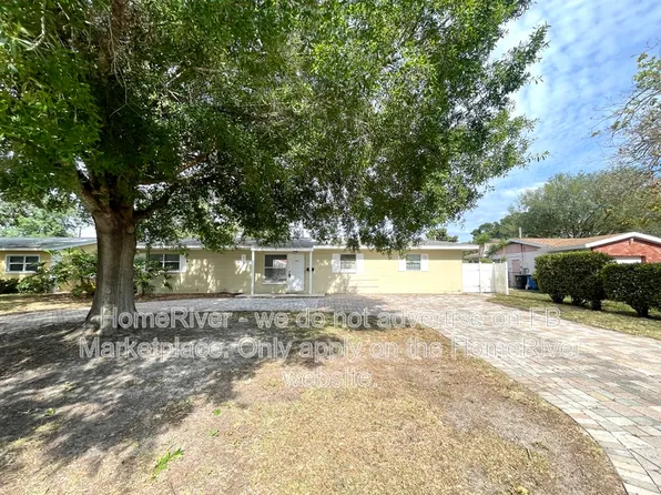 7265 17th St N, Saint Petersburg, FL 33702