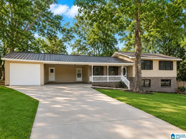 600 W 62nd St, Anniston, AL 36206