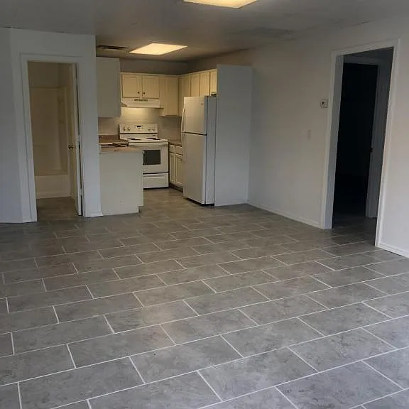 1308 W Choctaw St #5 — Photo 3