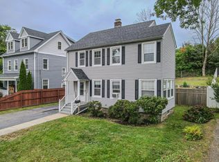 33 Oldroyd St, Milford, CT 06461