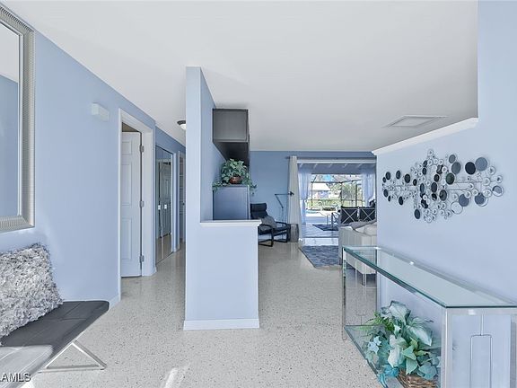 3rd image of 166 Cambridge Dr NW