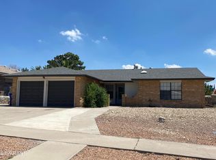 832 Agua Caliente Dr, El Paso, TX 79912