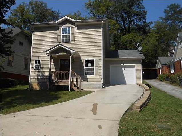 1st image of 111 N Seminole Dr
