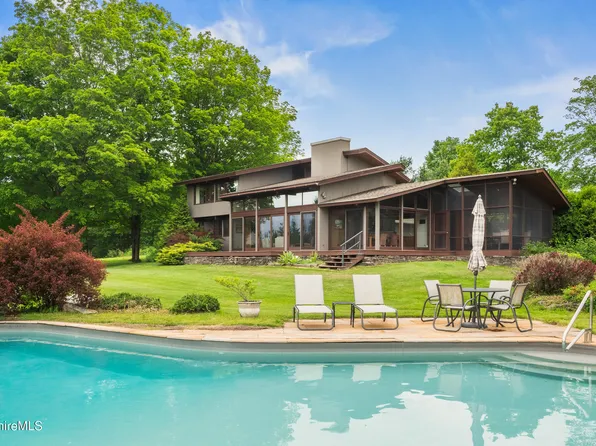 21 Kalliste Hl, Great Barrington, MA 01230