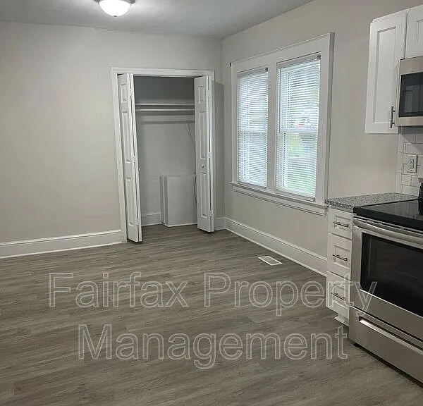 1212 N Miami Blvd — Photo 15