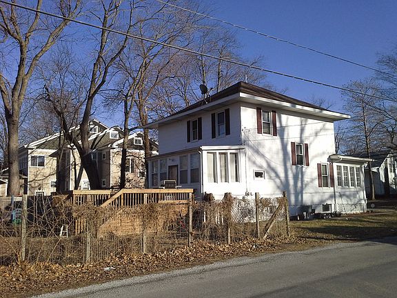 Large fenced back yard