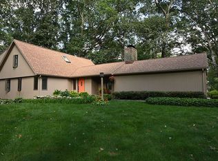 26 Clover Dr, Wilton, CT 06897