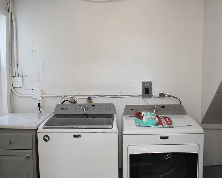 8401 NE Going Pl — Photo 13