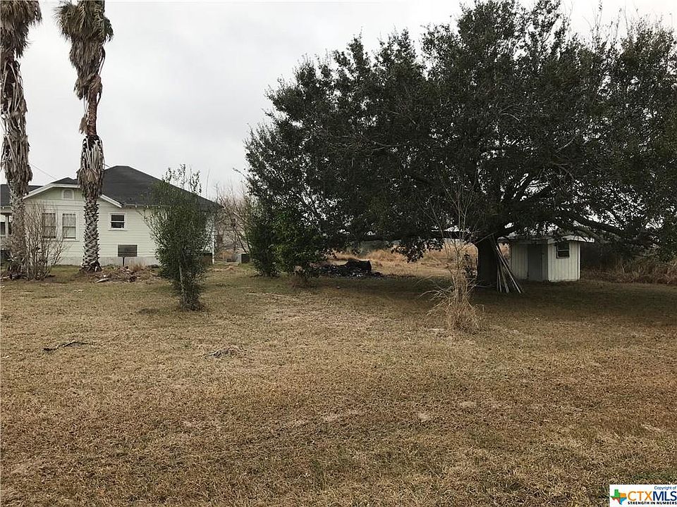 2nd image of 270 7th St