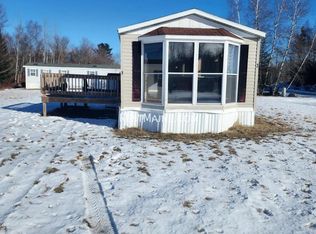 3 Bearberry Rd, Franklin, ME 04634