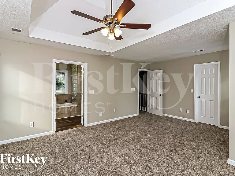 3727 Lockerbie Ln — Photo 12