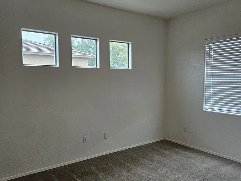 15240 N 142nd Ave #2183 — Photo 22