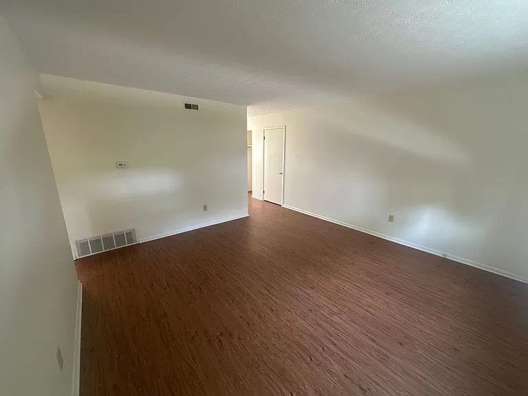 Wyandotte Ave 416 MLR — Photo 6