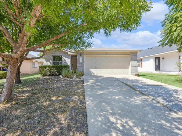 108 Loryn Dr, Hutto, TX 78634
