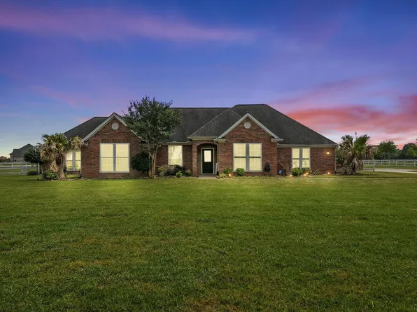 8275 Anastasia ave, Beaumont, TX 77705