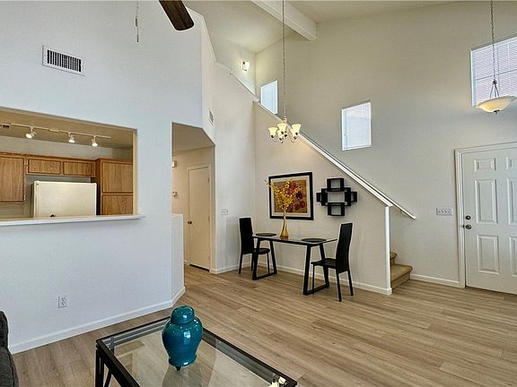 4th image of 9588 Belle Rich St