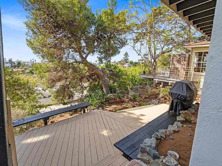 821 Vanderbilt Pl — Photo 7