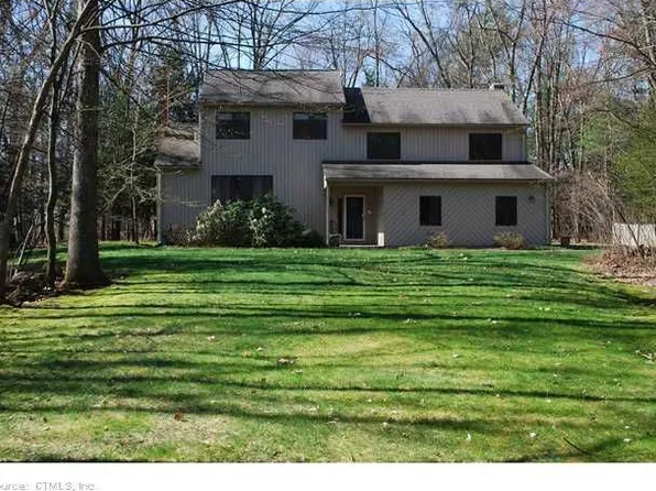 137 Old Canal Way, Weatogue, CT 06089