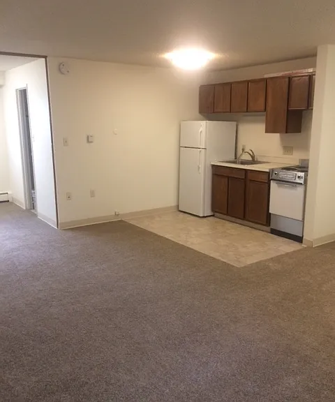 Iris Ave — Photo 1