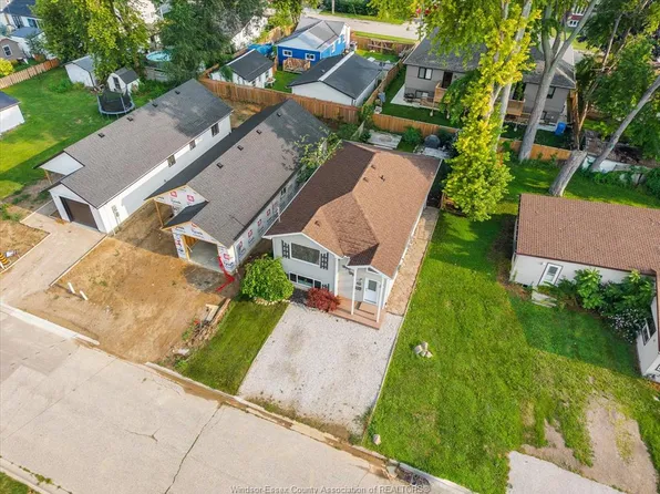 294 Erieview Dr, Kingsville, ON N9Y 1M4