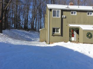 27 McKenna Dr, Middletown, CT 06457