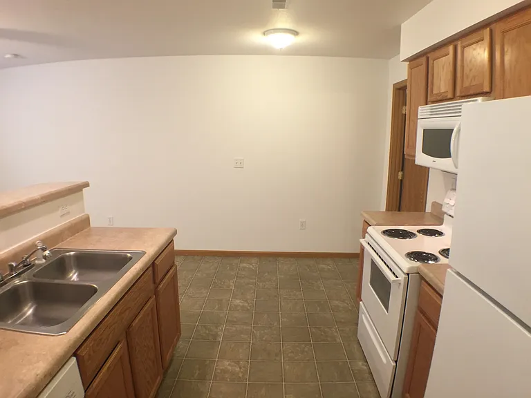 127 Dorset Ct — Photo 34