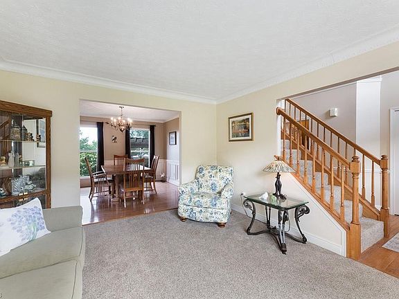 2nd image of 7758 Bradford Park Ln