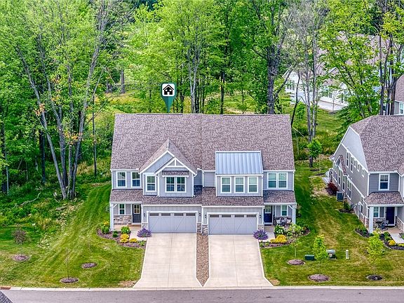 2nd image of 210 Lake Balaton Dr