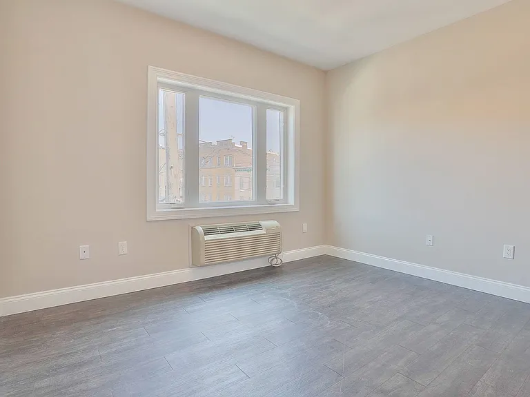 3611 Park Ave #303 — Photo 6