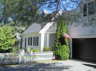 108 Robbins St, Osterville, MA 02655