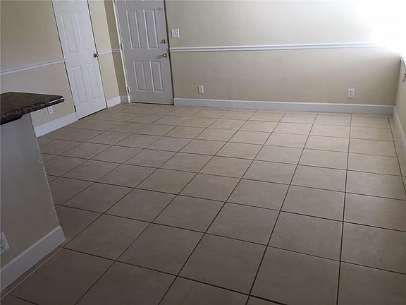 3rd image of 11771 NW 30th St
