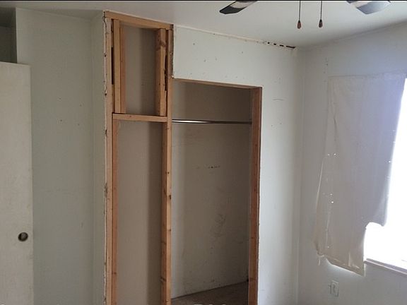 3rd image of 1407 Cedar St