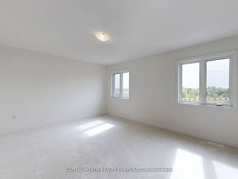 288 Madelaine Dr — Photo 16