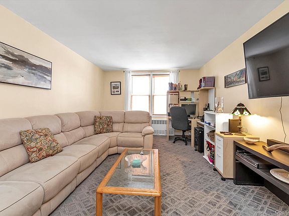 2nd image of 504 Merrick Road #3G