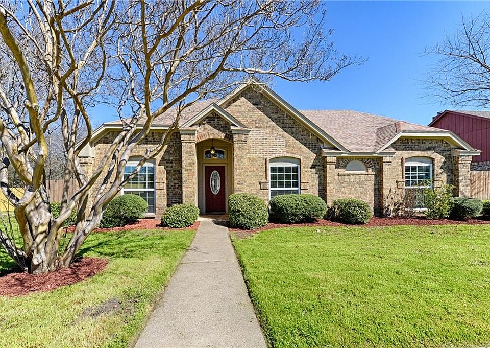 1st image of 5318 Meadow Vista Ln