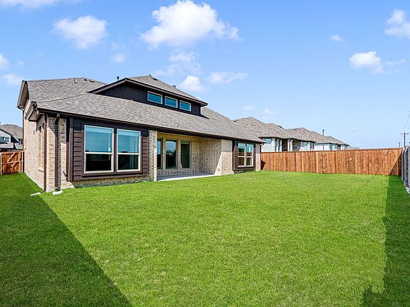 4th image of 1955 Frediano Ln