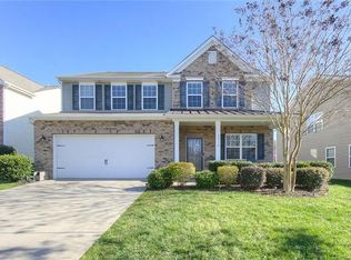 5918 Kelyn Hills Dr, Charlotte, NC 28278