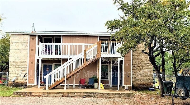 1st image of 403 Hedgewood Dr #C