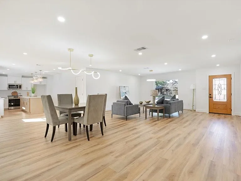 9603 Emnora Ln — Photo 6
