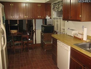4th image of 27660 Edgepark Dr