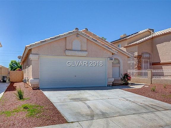 2nd image of 5843 Woodfield Dr
