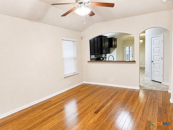 4th image of 200 McCoy Ln