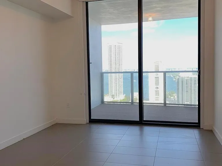 1600 NE 1st Ave #3201 — Photo 6