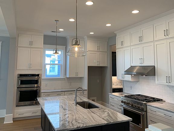 3rd image of 1522 Menhaden Ln Homesite 103
