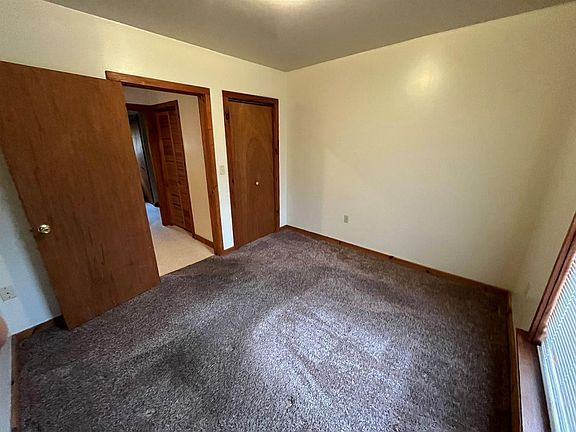 4th image of 475 S Main St #2