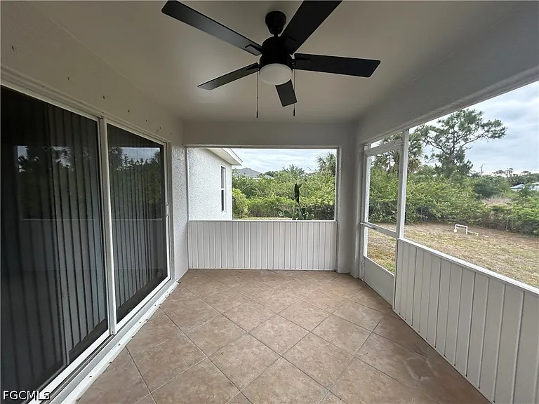 6012 Thrush Ave — Photo 15