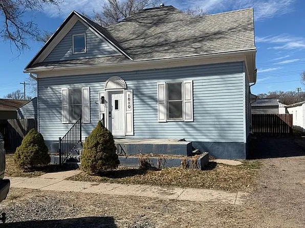 1010 Pacific St, Cambridge, NE 69022