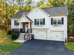 115 W Woods Dr, Dahlonega, GA 30533