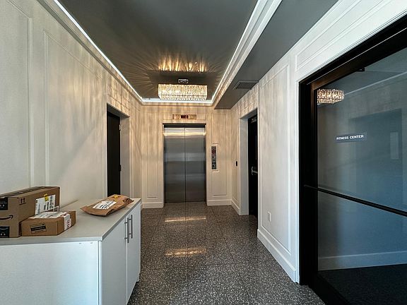 5th image of 5803 Washington St #43E